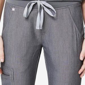 Figs graphite grey jogger’s